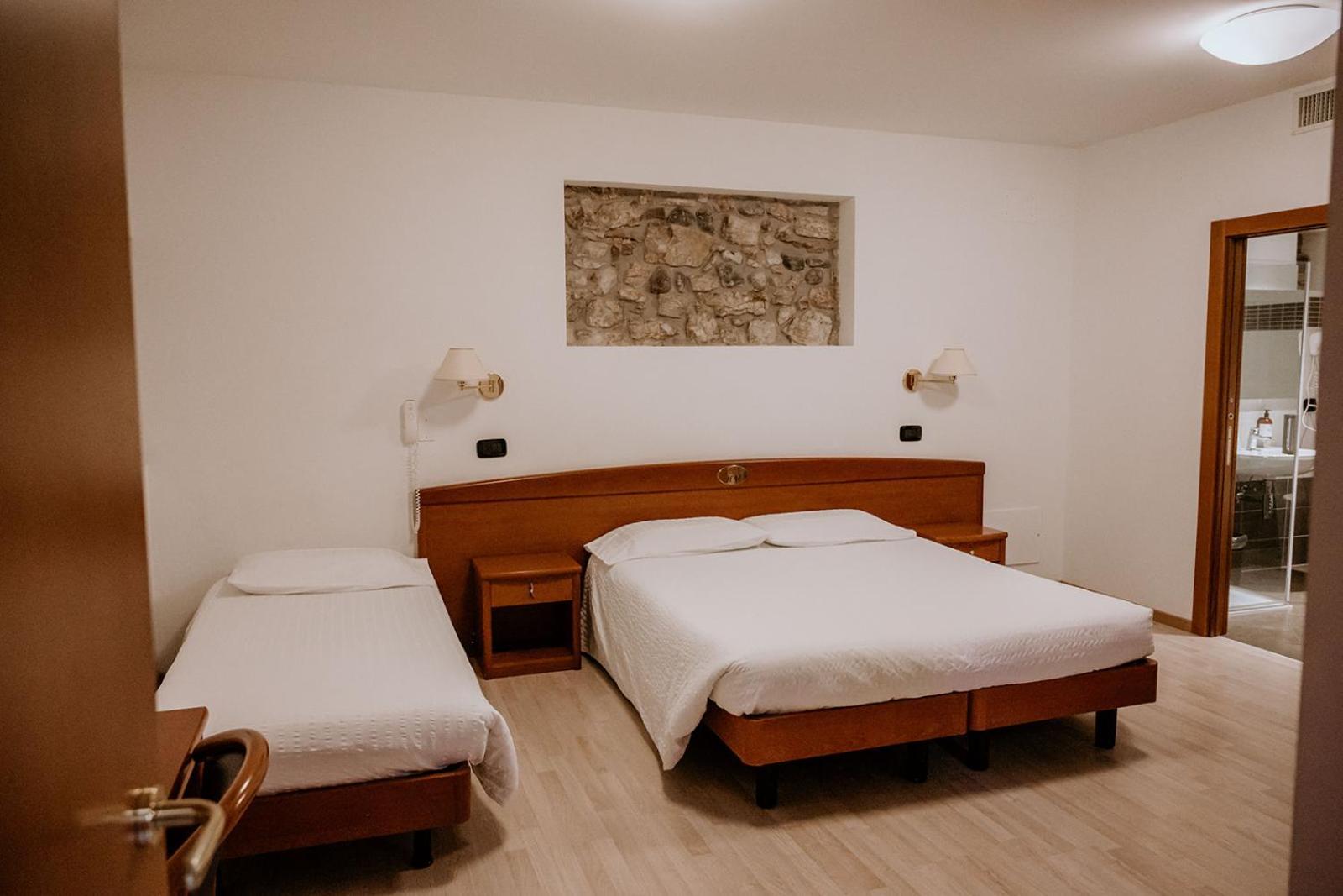 Hotel Venezia Trento Eksteriør bilde